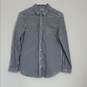 Old Navy Men's Navy and White Striped Shirt